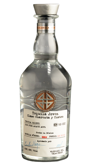 BOTELLA-JOVEN-SIN-FONDO-OK-2